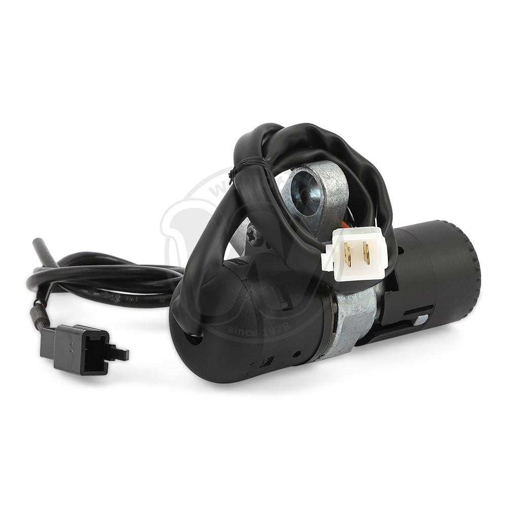 0FO4456_ah8016 three.jpg